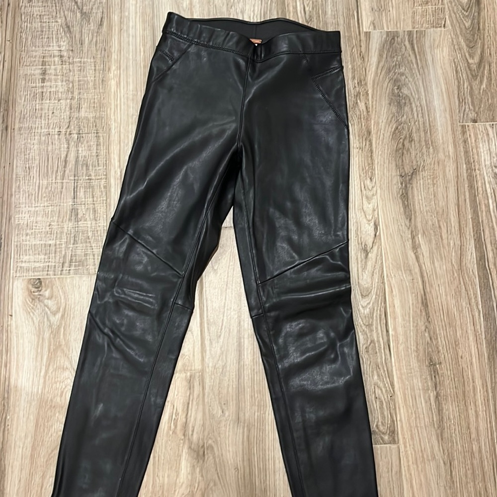 Faux leather leggings